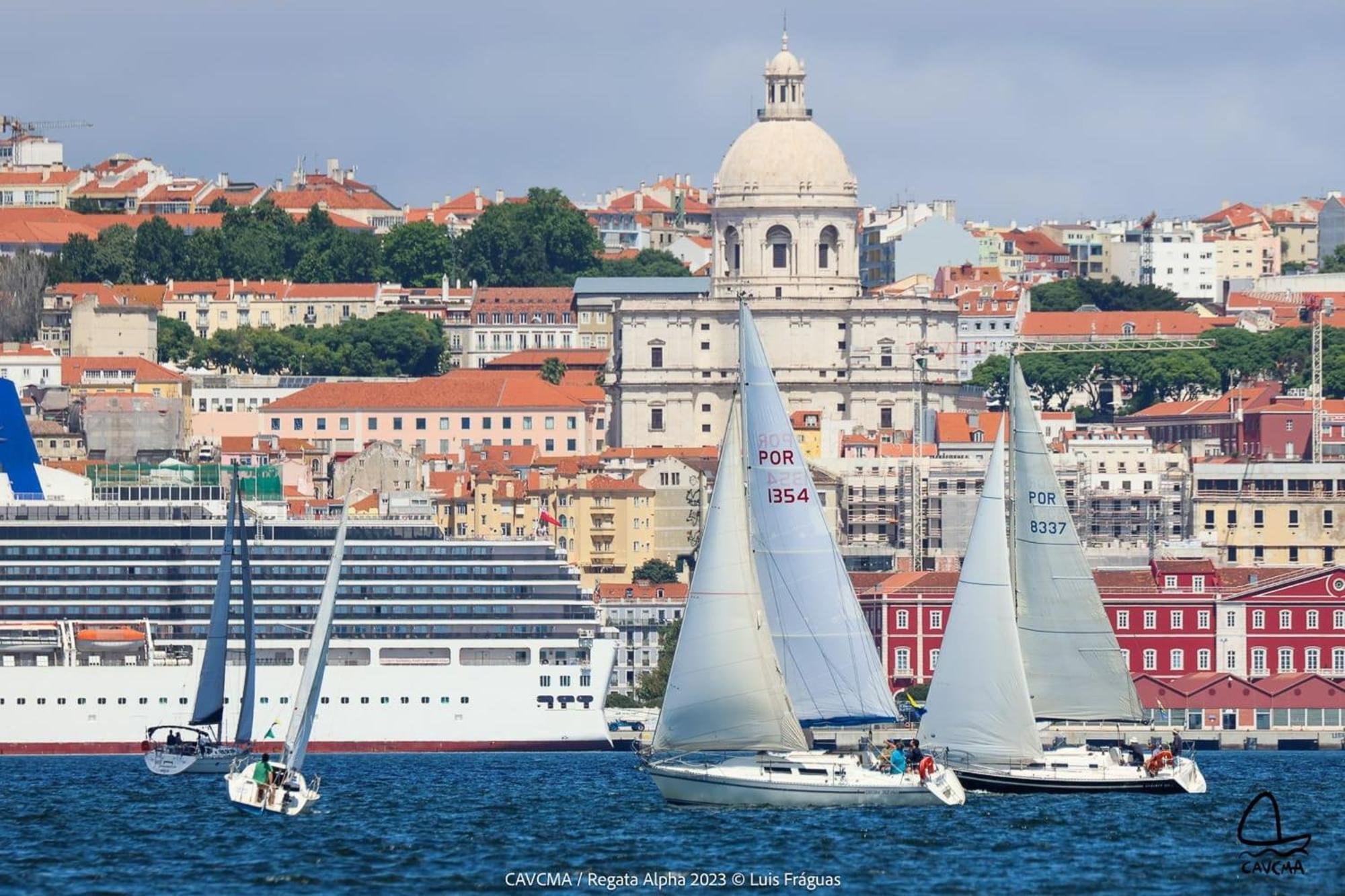 Apartament Be Local - Sleep Aboard The Santa Maria Sailing Boat In Lizbona