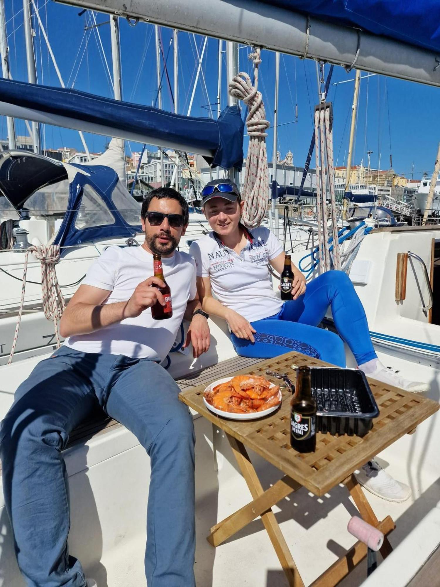 Apartament Be Local - Sleep Aboard The Santa Maria Sailing Boat In *